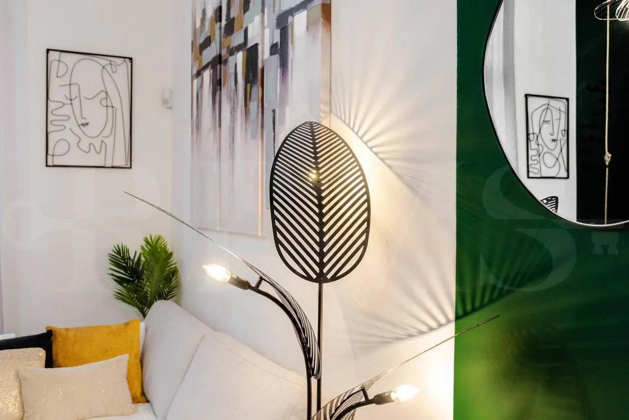 Deluxe Apartment With Common Swimming Pool - Center 0*, Malaga