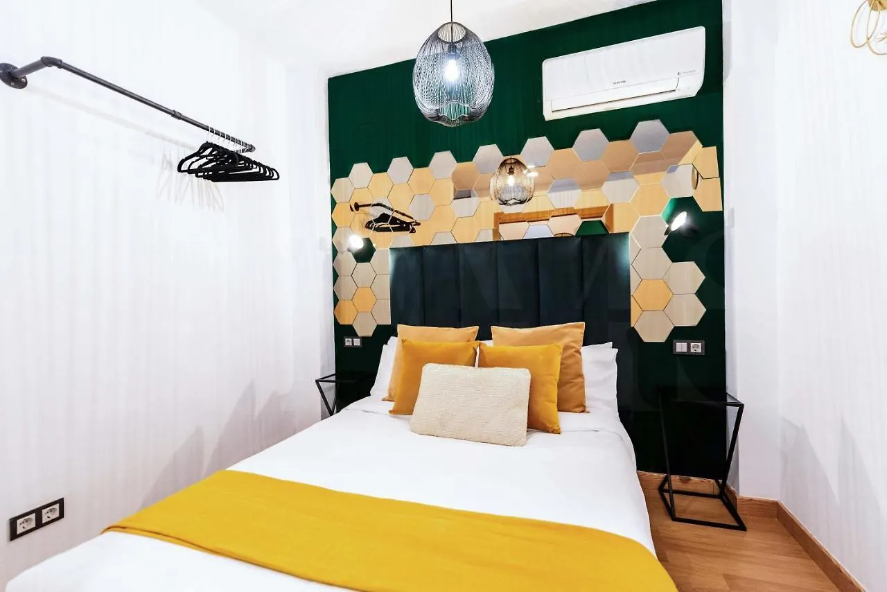 Deluxe Apartment With Common Swimming Pool - Center